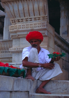 Turban rouge, Ranakpur 